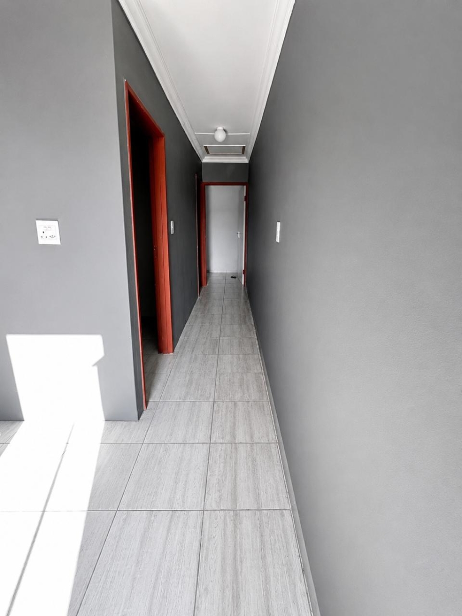  Bedroom Property for Sale in Forest Village Western Cape
